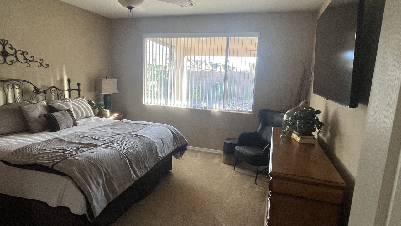 Photo of Bedroom in Palm Valley