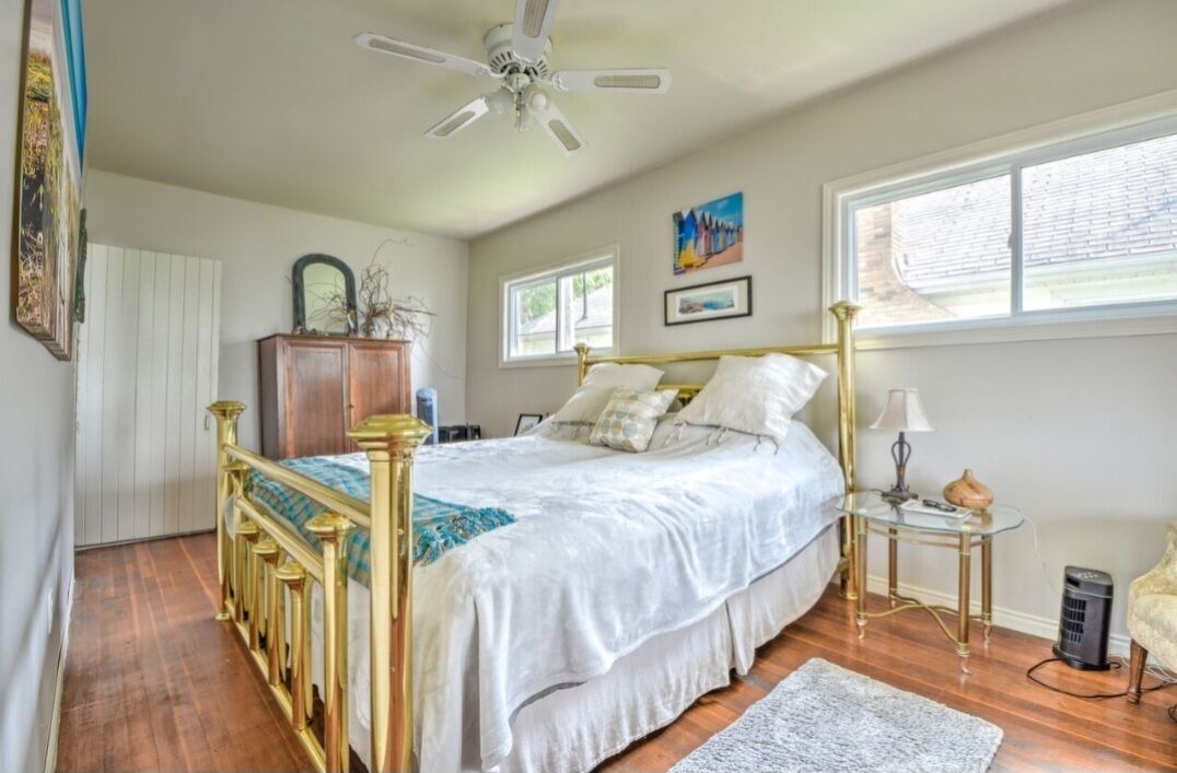 Photo of Bedroom in Town of Essex