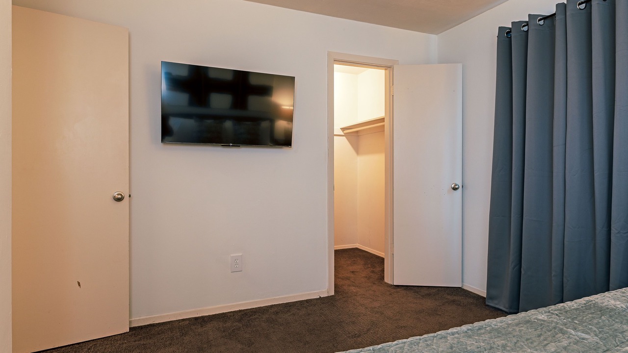 Photo of Bedroom in Greenway Plaza-Upper Kirby