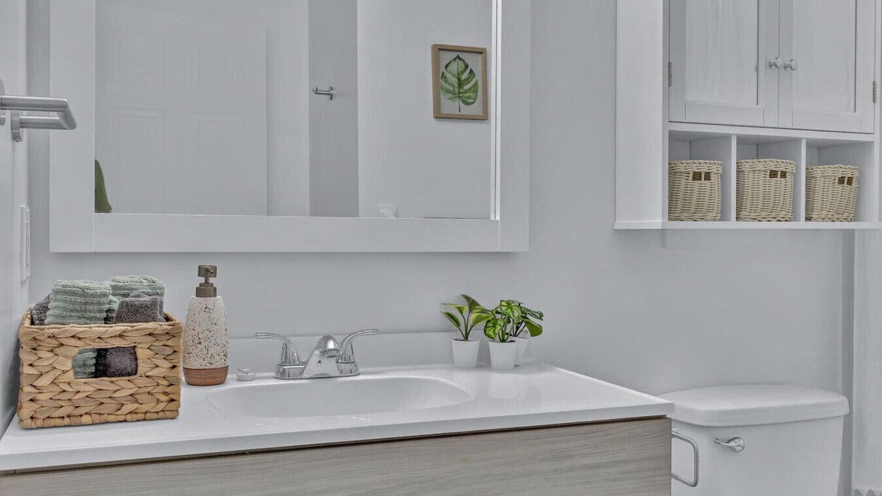 Photo of Bathroom in Communaute-Urbaine-de-l'Outaouais