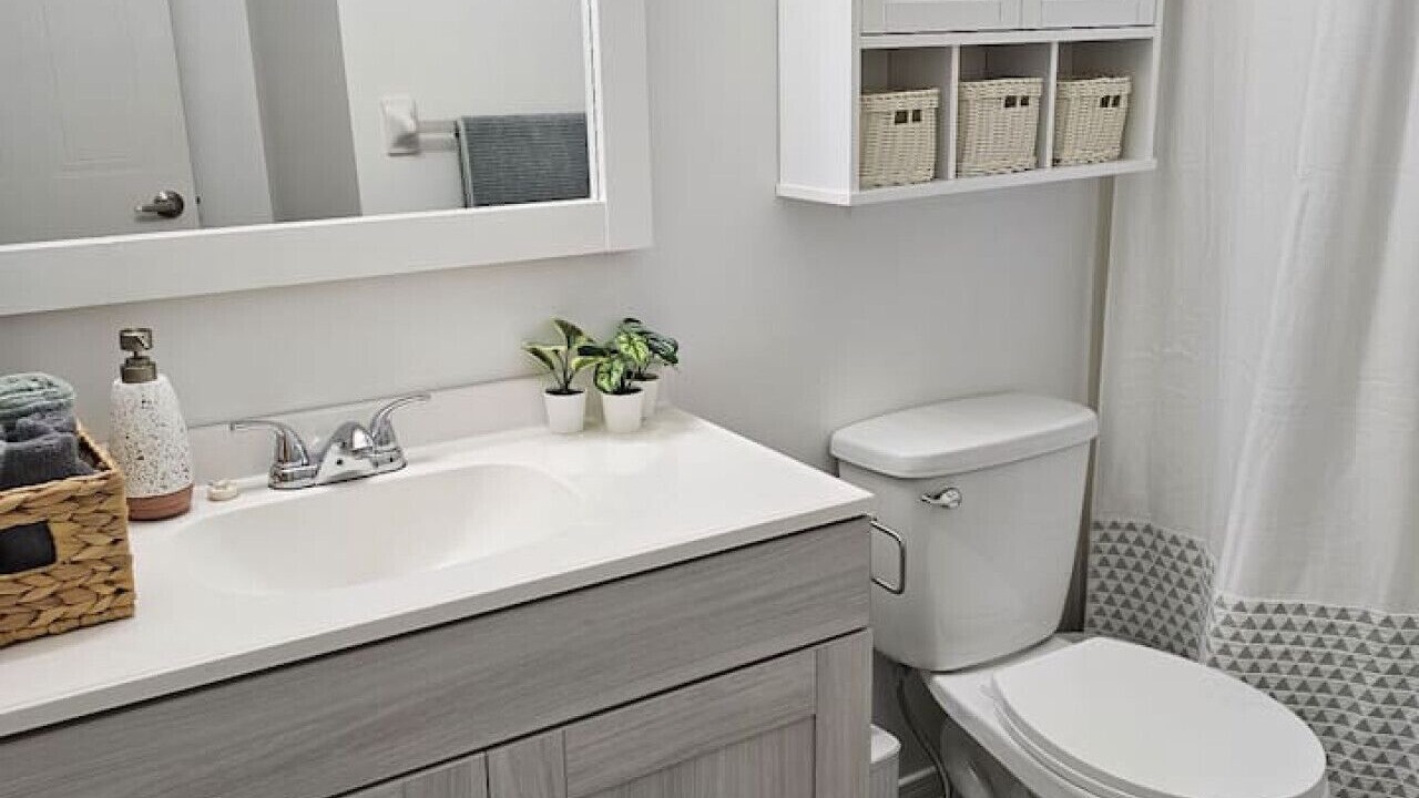 Photo of Bathroom in Communaute-Urbaine-de-l'Outaouais