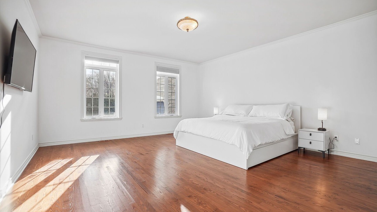 Photo of Bedroom in Laval