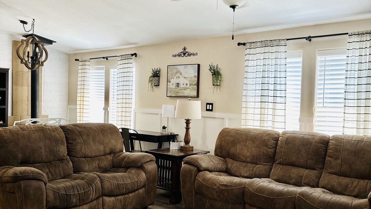 Photo of Livingroom in St. Johns
