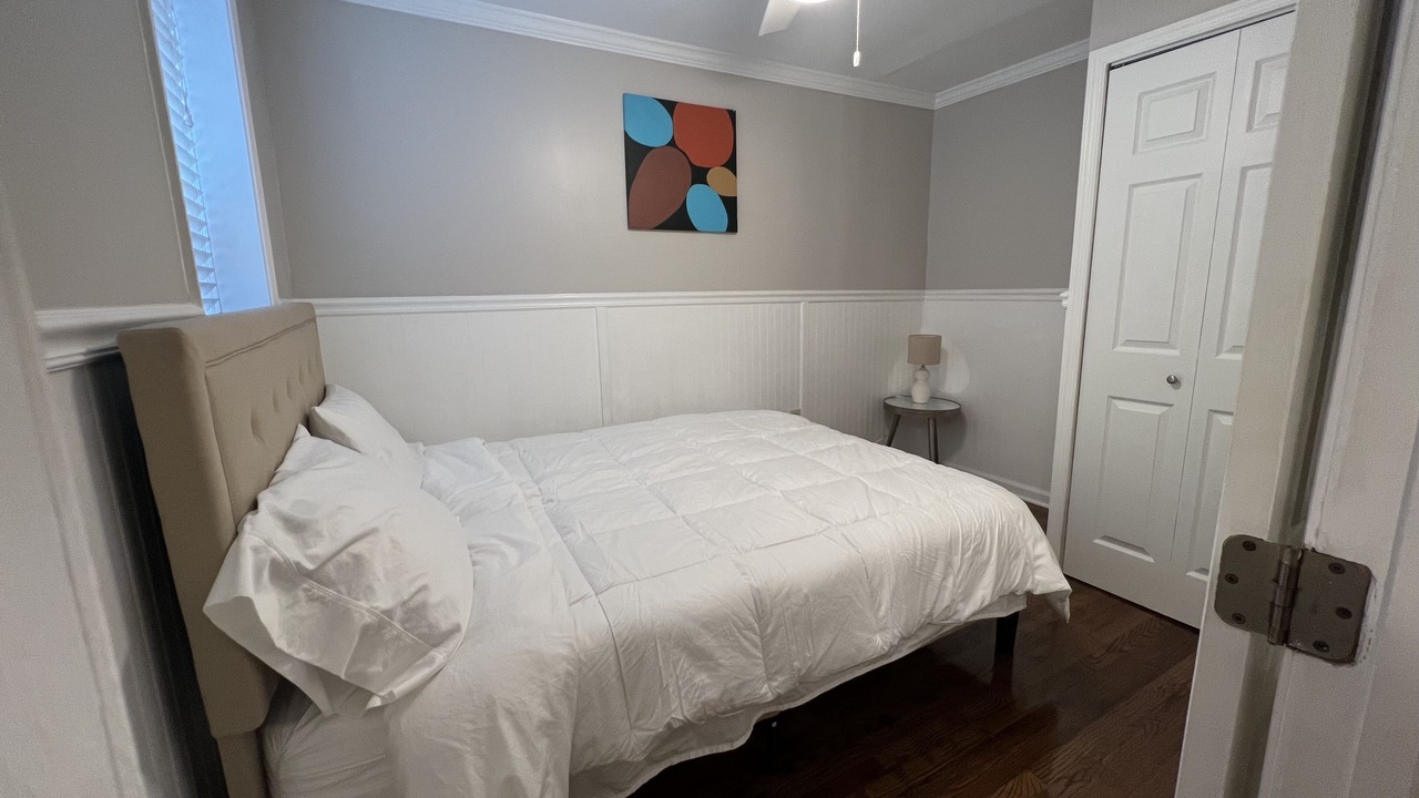 Photo of Bedroom in Fairmount