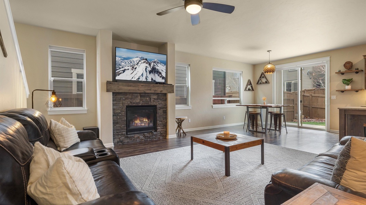 Photo of Livingroom in Boyd Acres