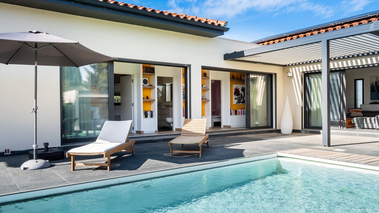 Photo of Outdoor in Claira