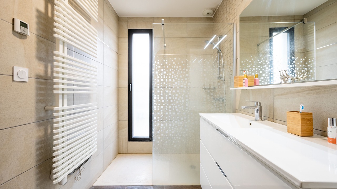 Photo of Bathroom in Claira