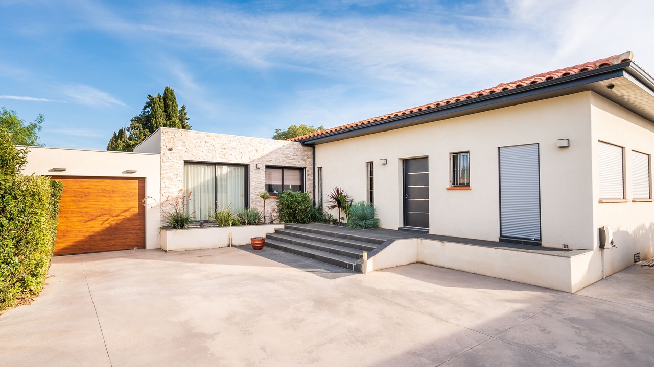 Photo of Outdoor in Claira