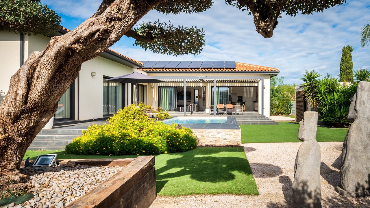 Photo of Outdoor in Claira