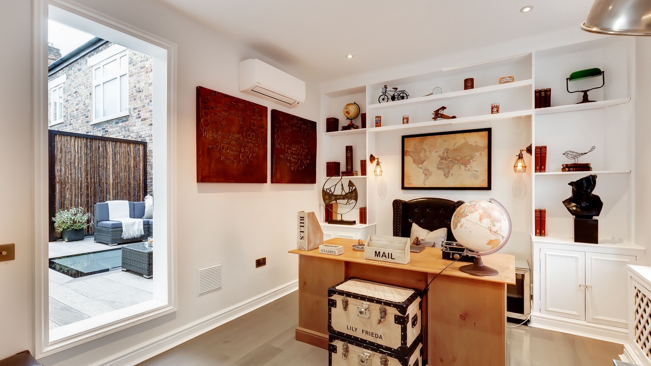 Photo of Others in Chelsea