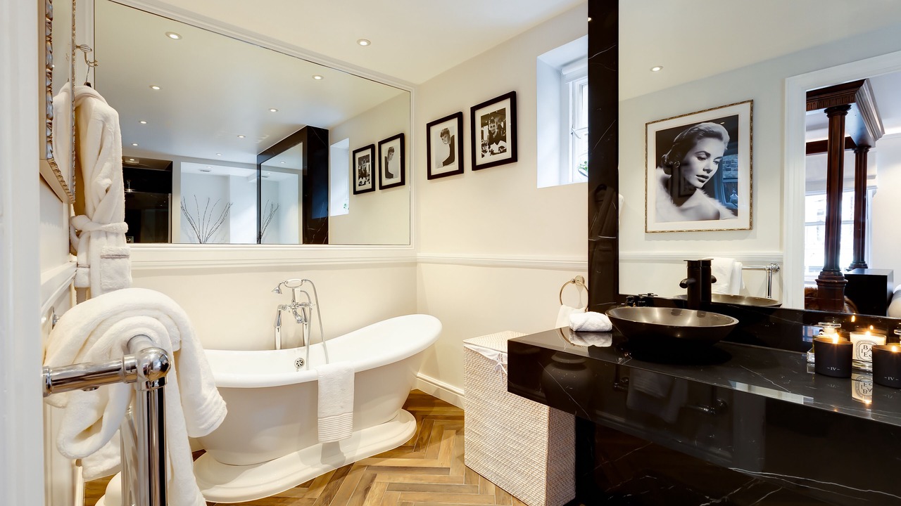 Photo of Bathroom in Chelsea