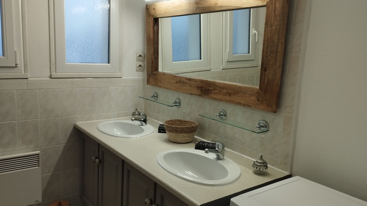 Photo of Bathroom in Saint-Florent-le-Vieil