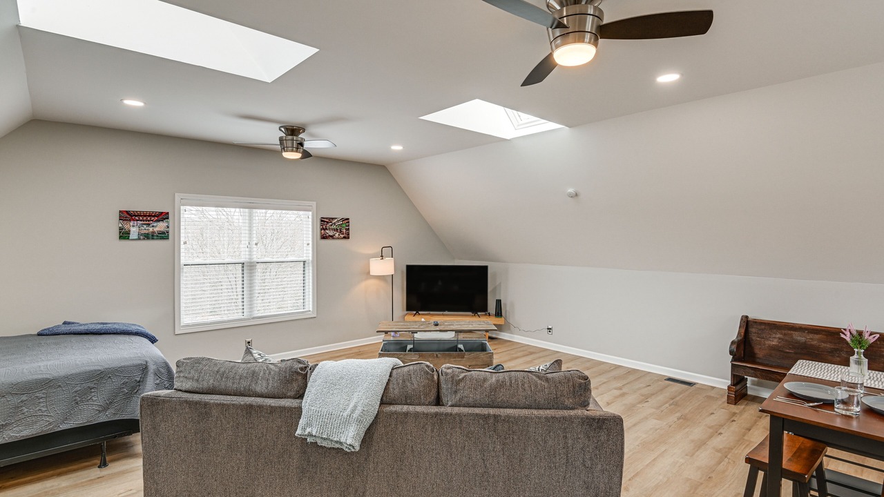 Photo of Livingroom in Greenbrier