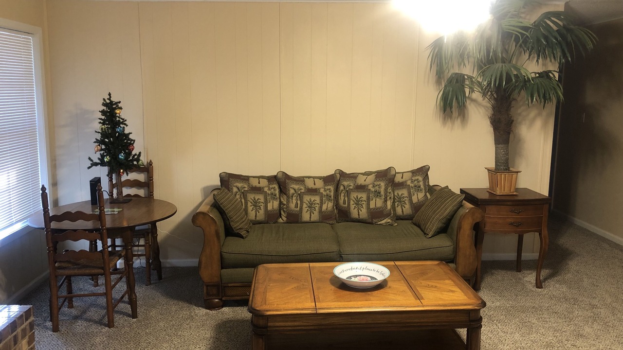 Photo of Livingroom in Monticello