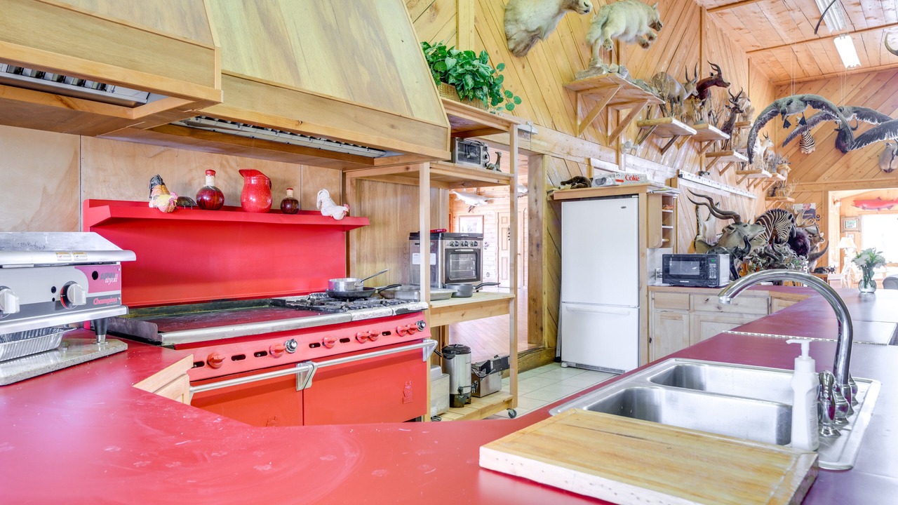 Photo of Kitchen in Salmon