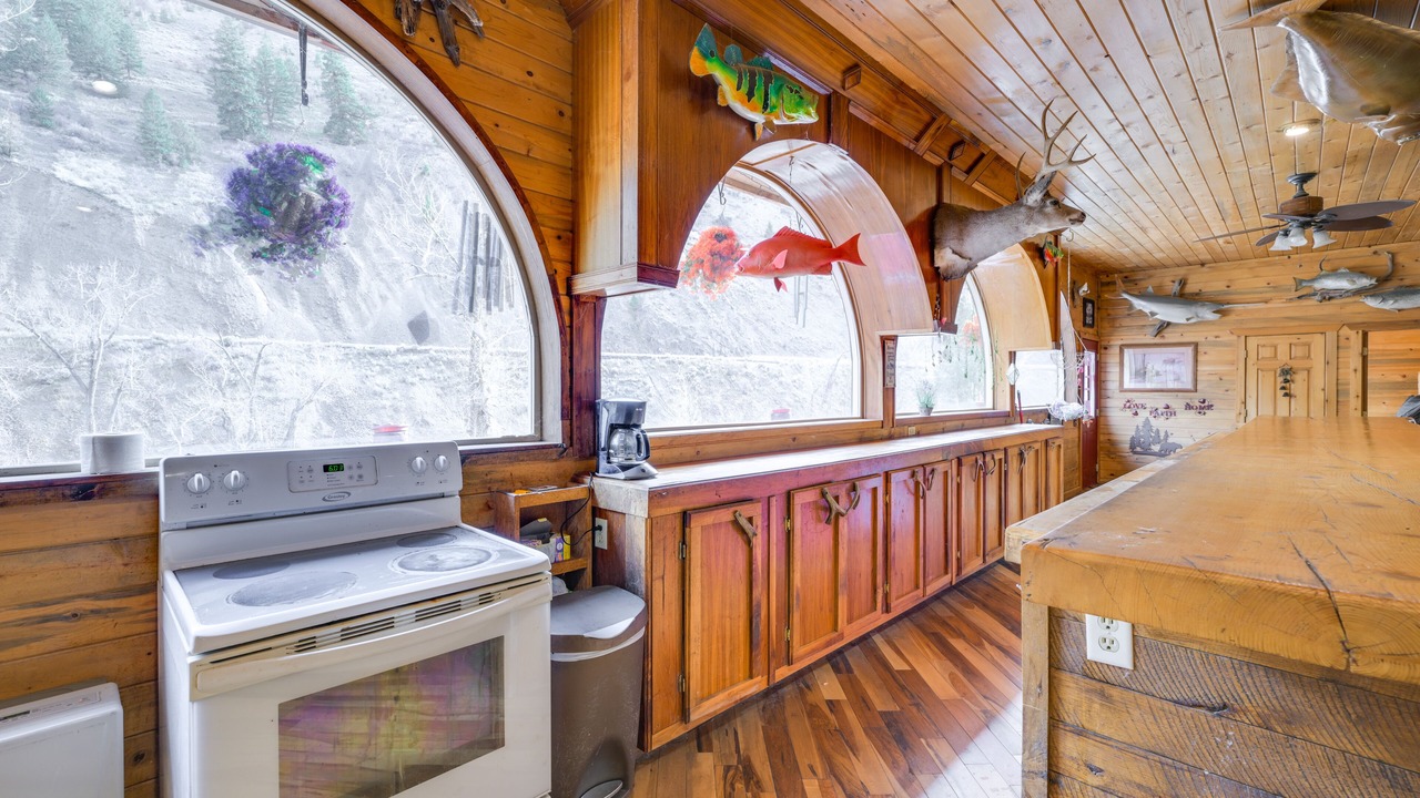 Photo of Kitchen in Salmon