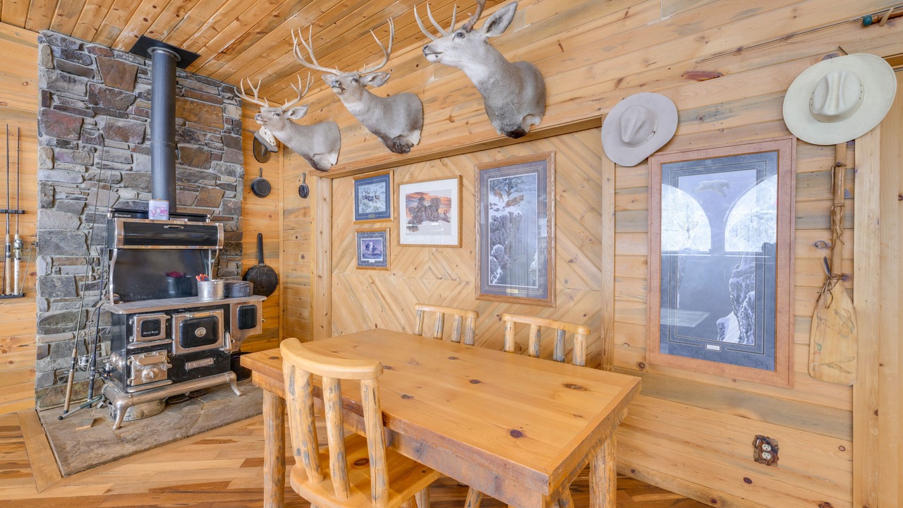 Photo of Others in Salmon