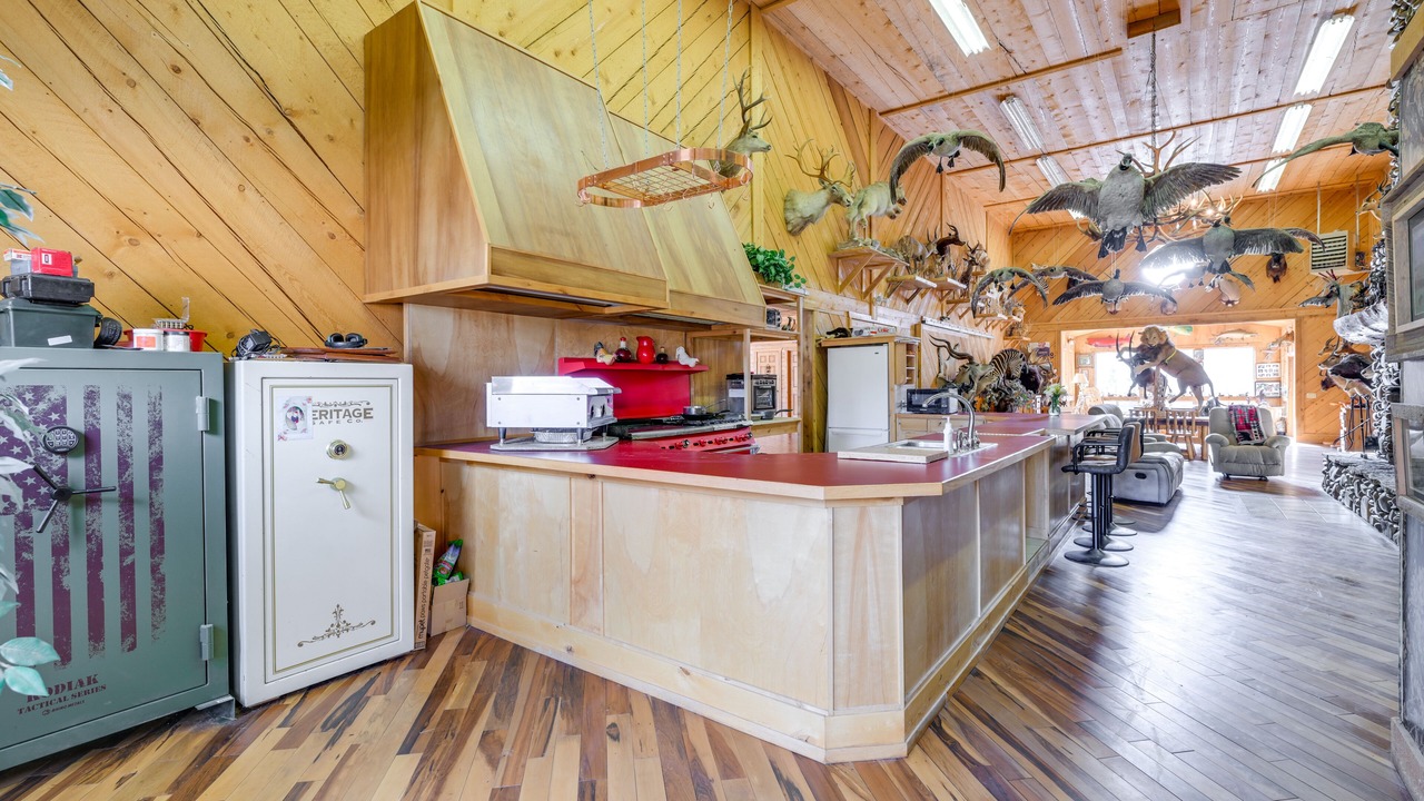 Photo of Kitchen in Salmon
