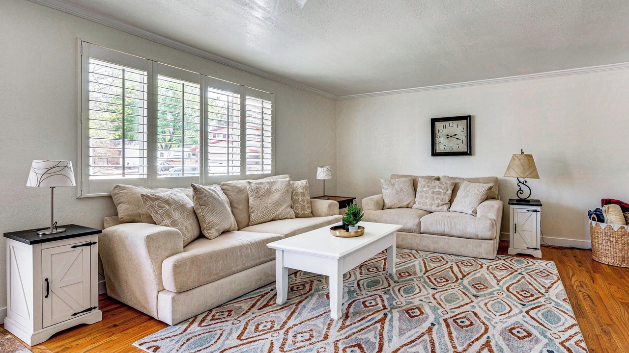 Photo of Livingroom in Arvada
