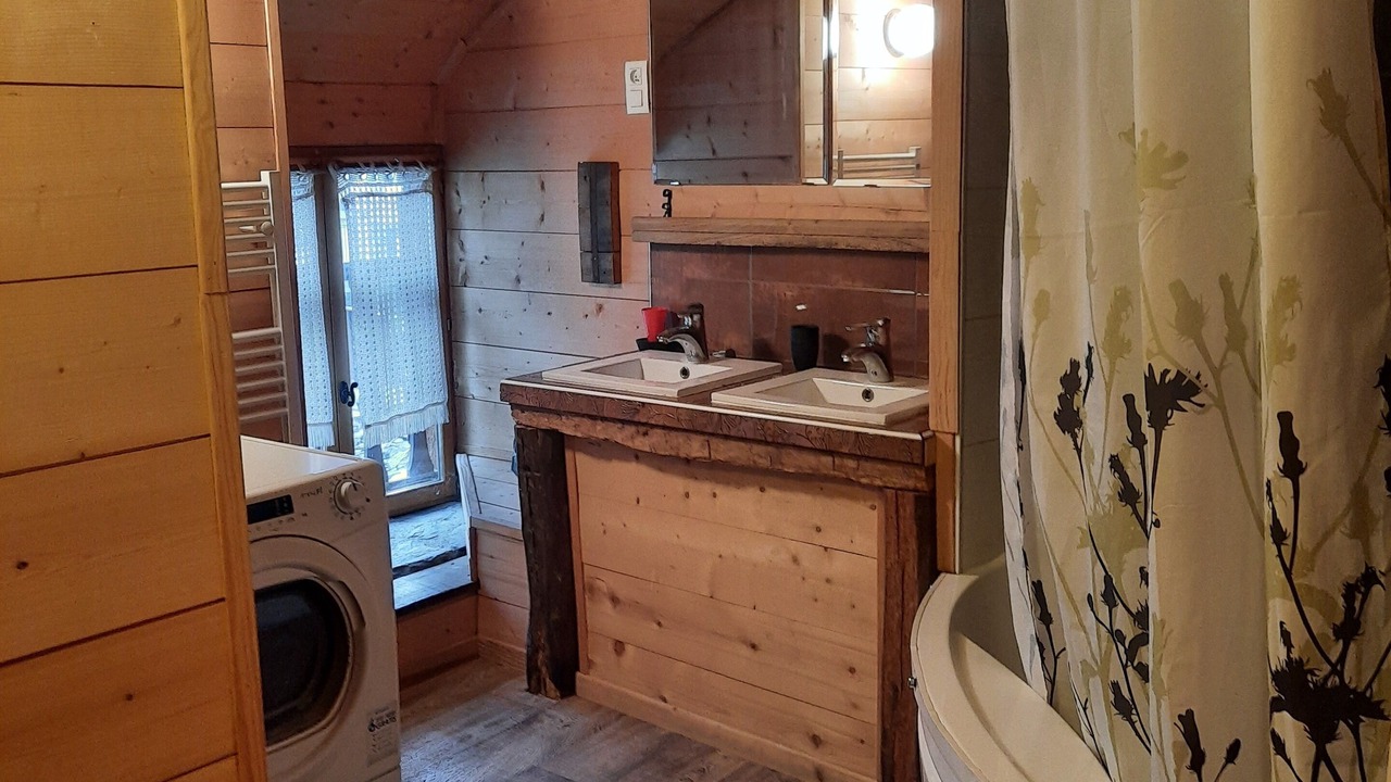 Photo of Bathroom in Antignac