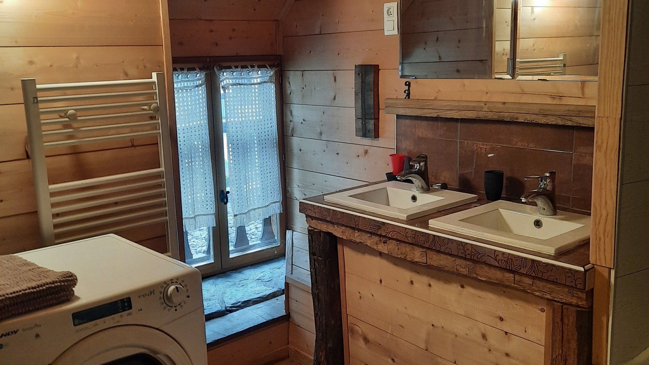 Photo of Bathroom in Antignac