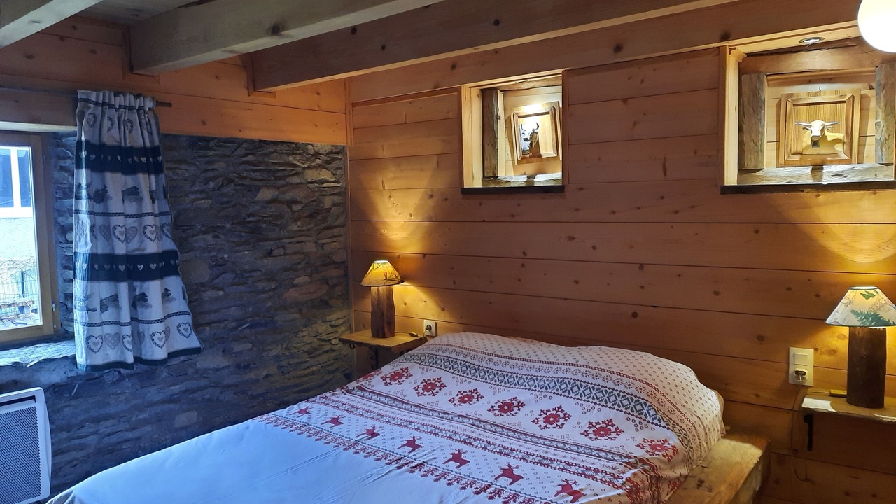 Photo of Bedroom in Antignac