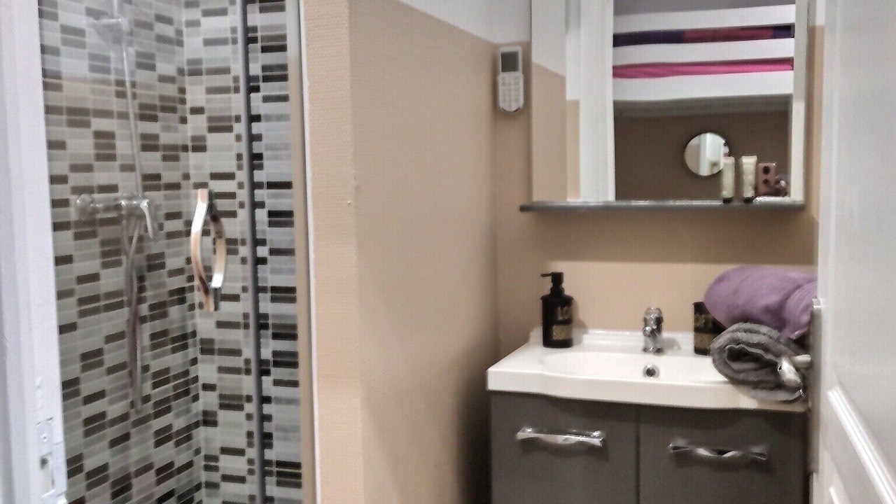 Photo of Bathroom in Evreux