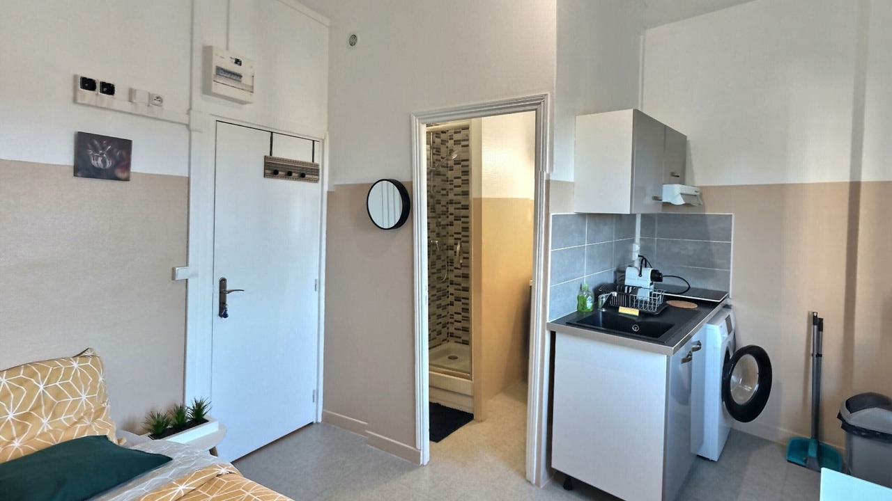 Photo of Bedroom in Evreux