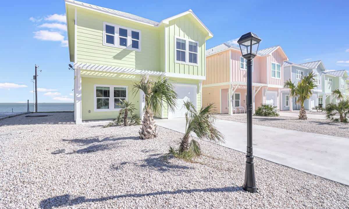 Photo of Outdoor in Fulton