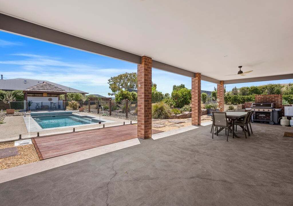 Photo of Outdoor in Mansfield