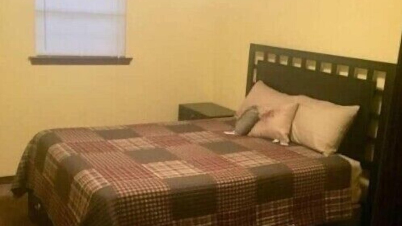 Photo of Bedroom in Luling