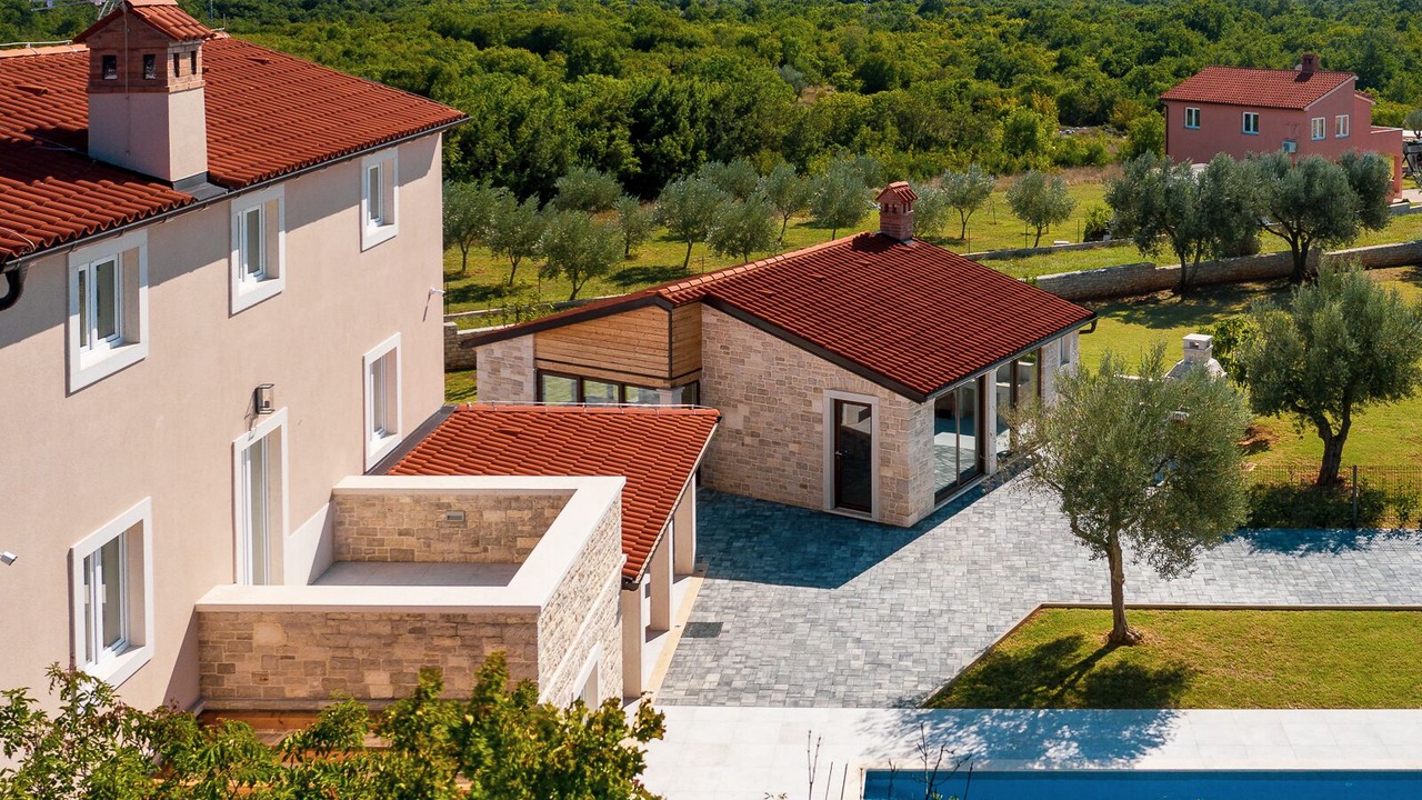 Photo of Outdoor in Gajana