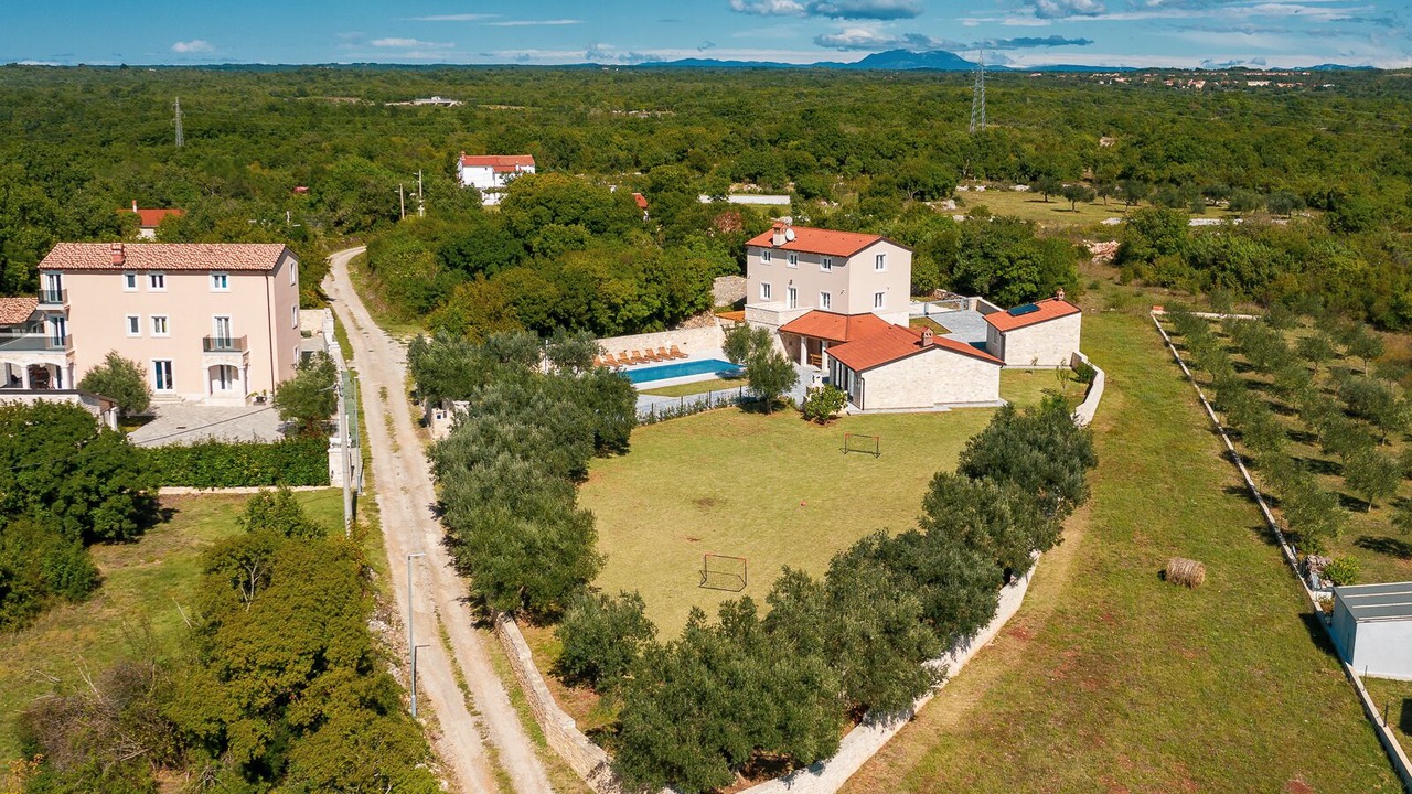 Photo of Outdoor in Gajana