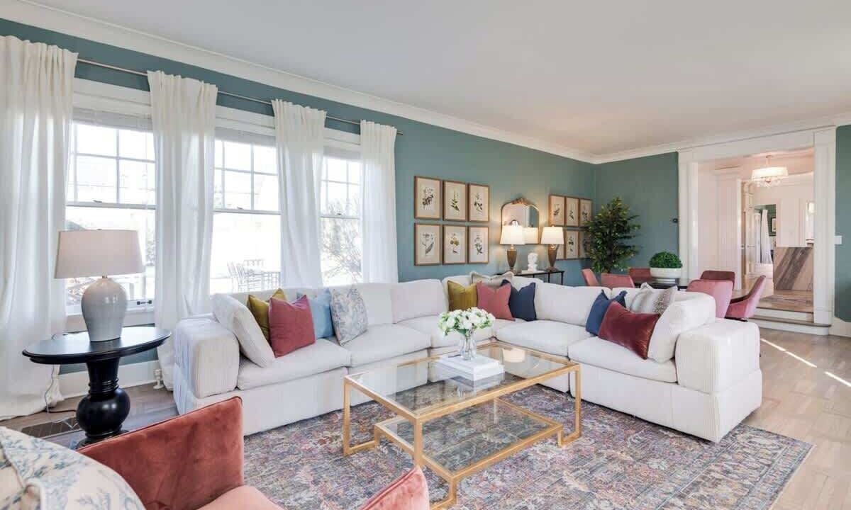 Photo of Livingroom in Memphis