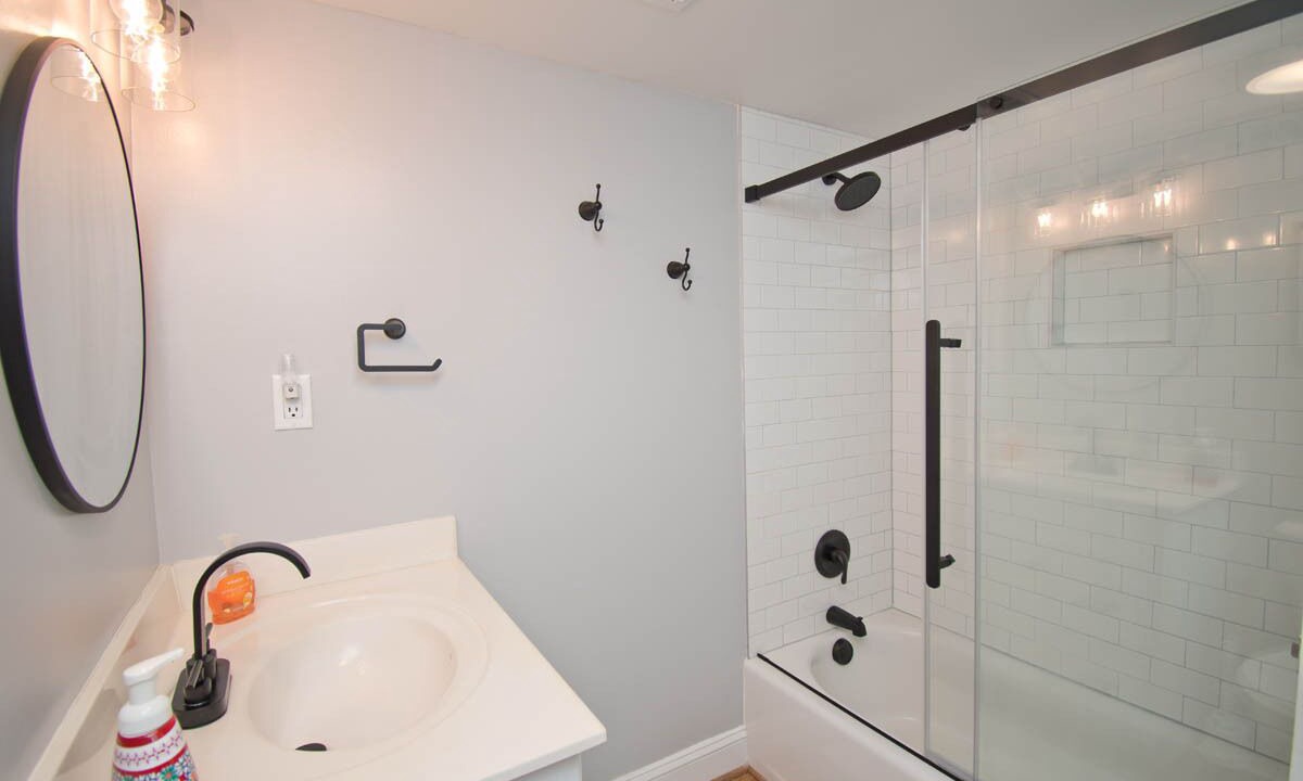Photo of Bathroom in Indian Beach