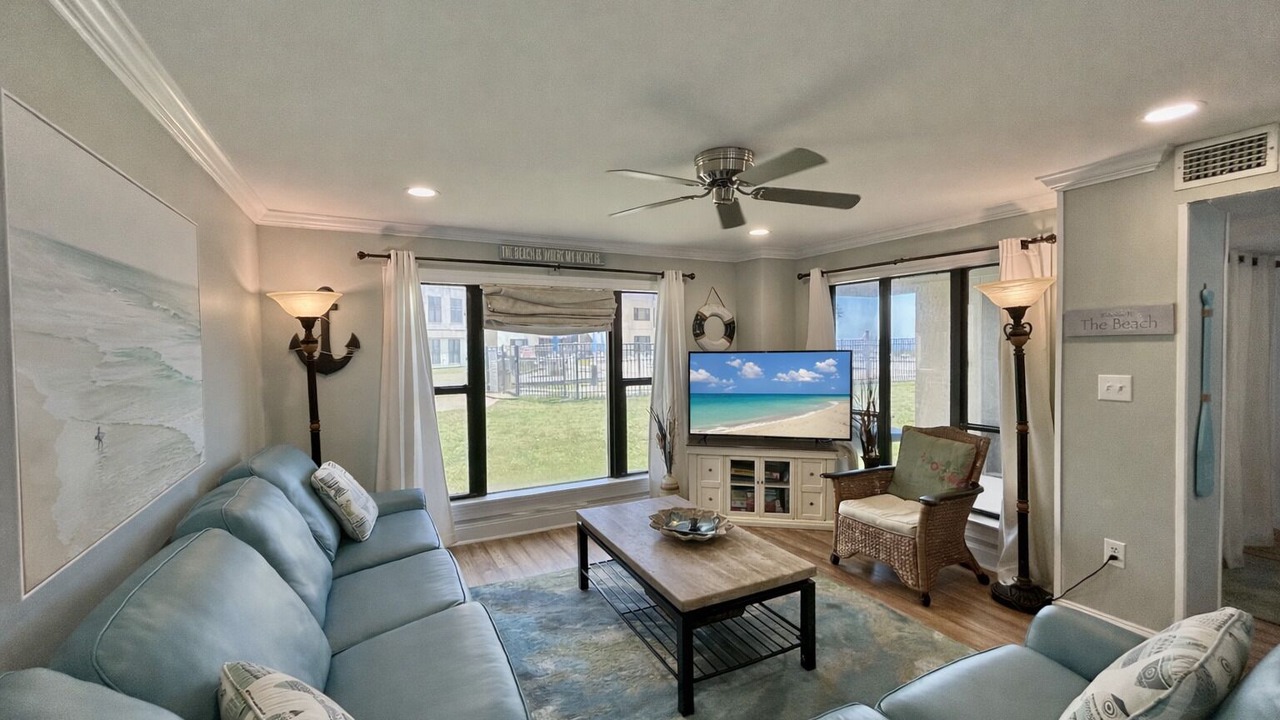 Photo of Livingroom in Indian Beach