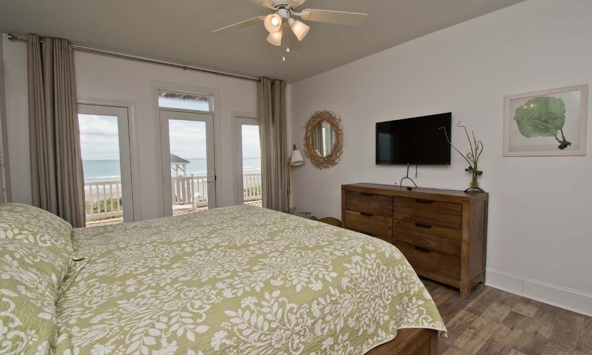 Photo of Others in Emerald Isle