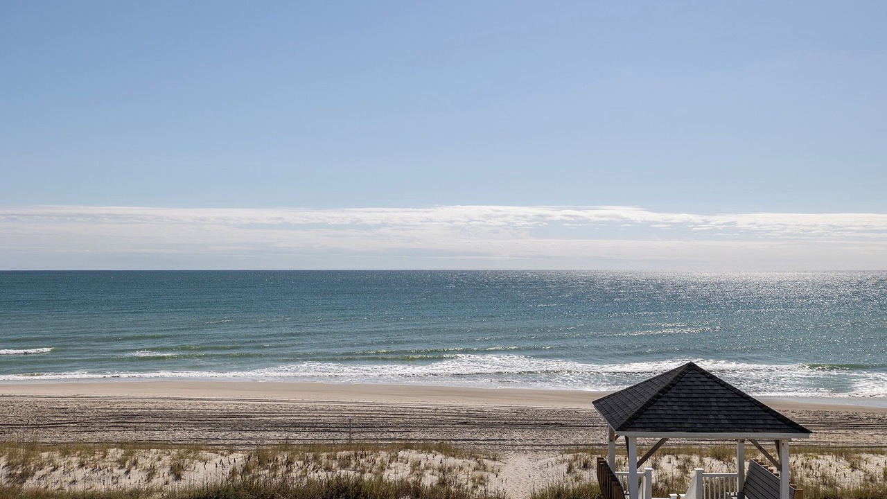 Photo of Patio Balcony in Emerald Isle