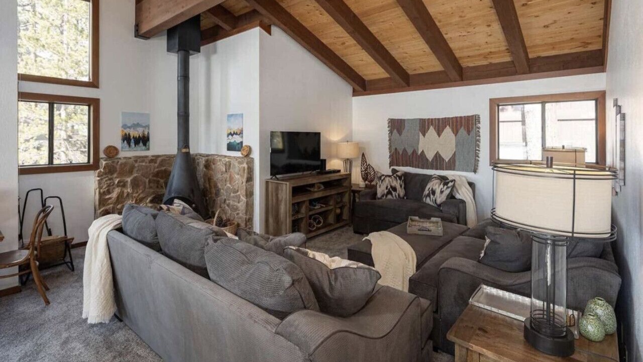 Photo of Livingroom in Lake Forest