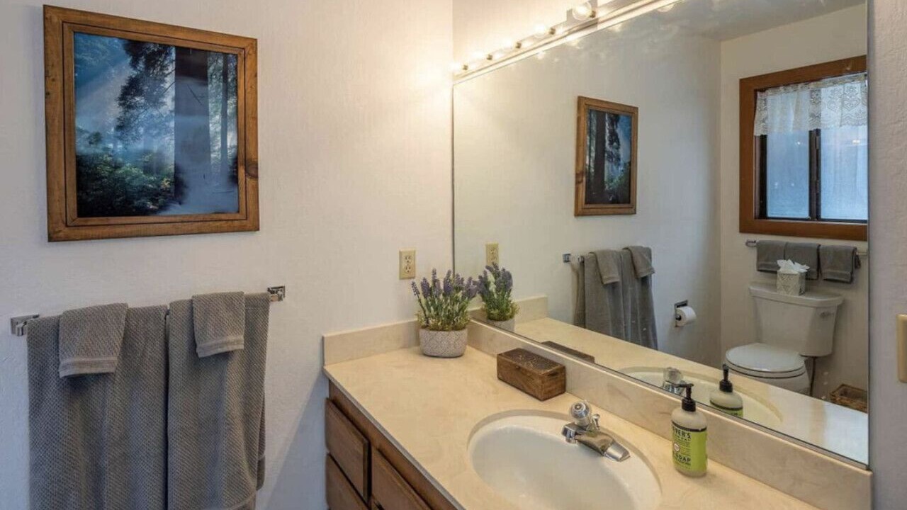 Photo of Bathroom in Lake Forest