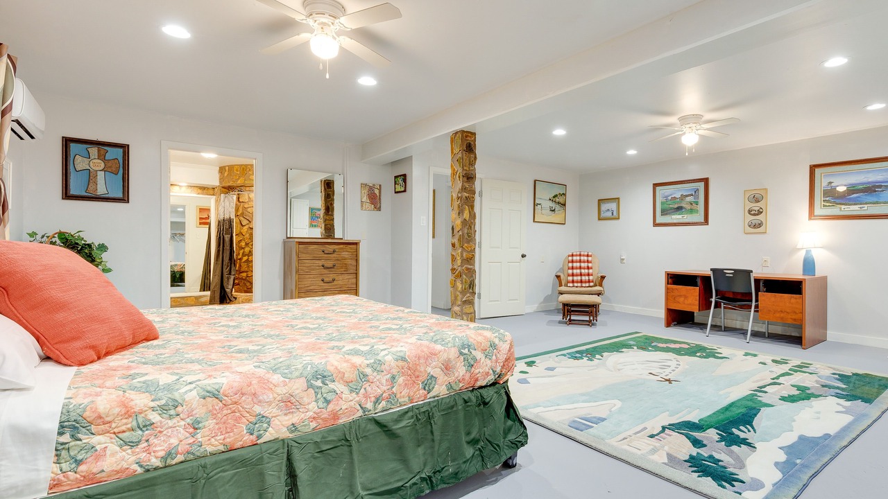 Photo of Bedroom in Jackson