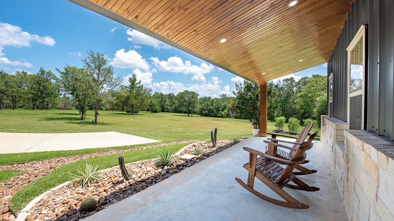 Photo of Outdoor in Bryan