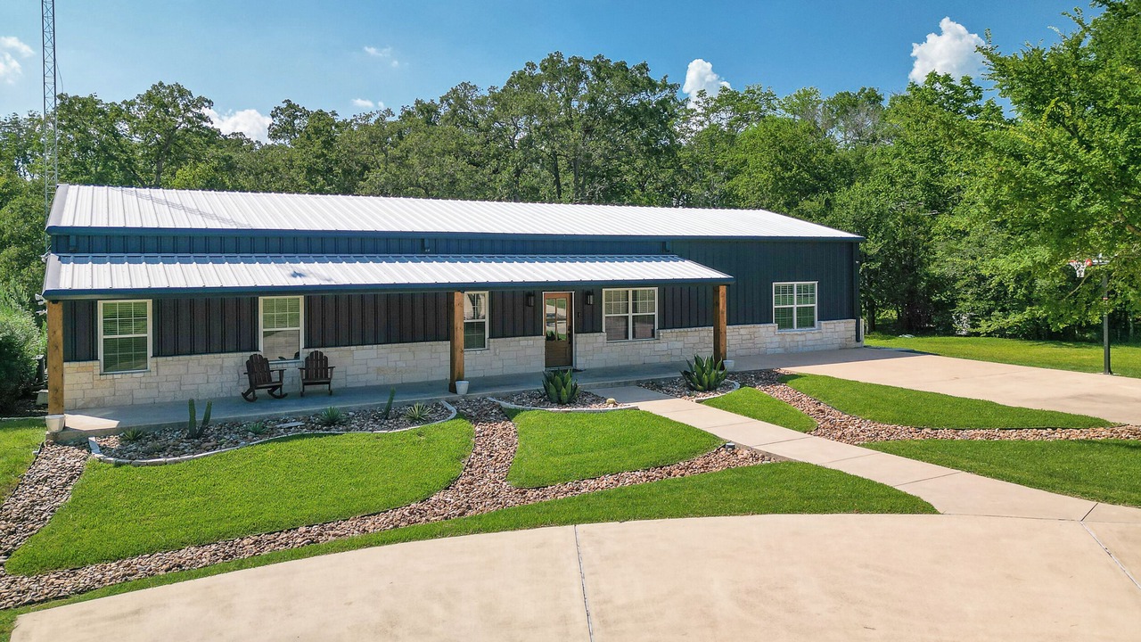 Photo of Outdoor in Bryan