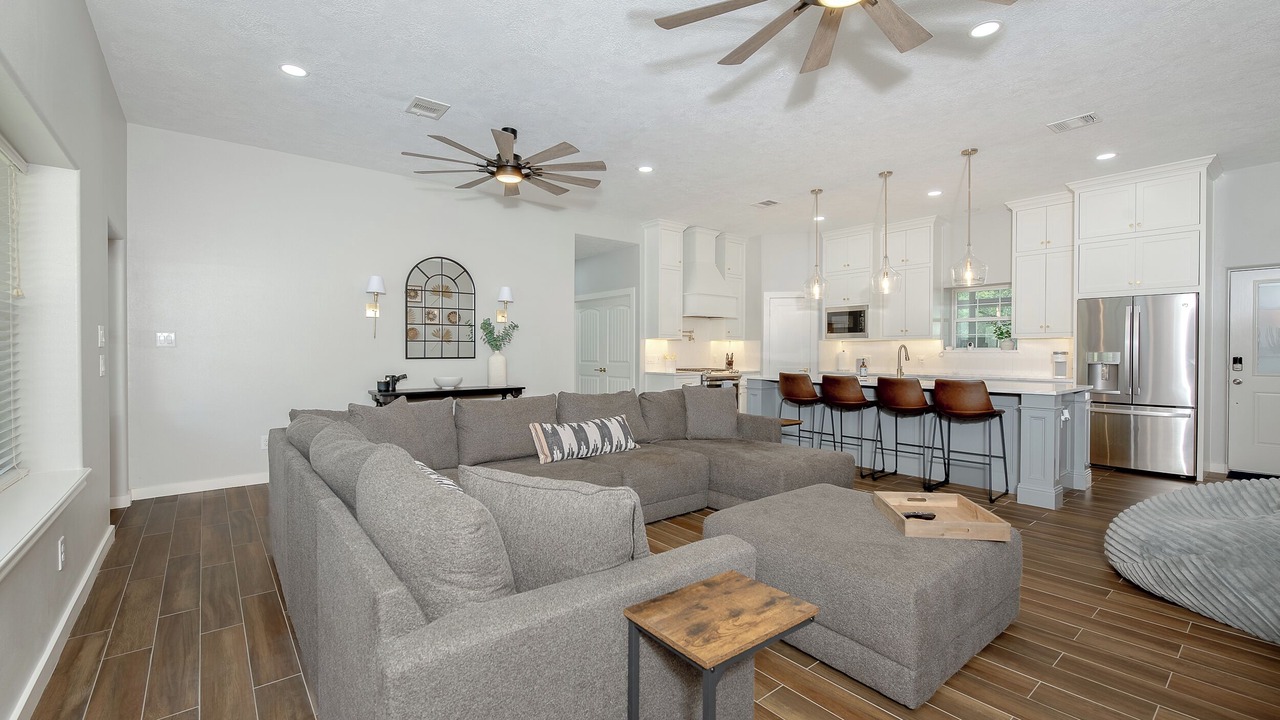 Photo of Livingroom in Bryan