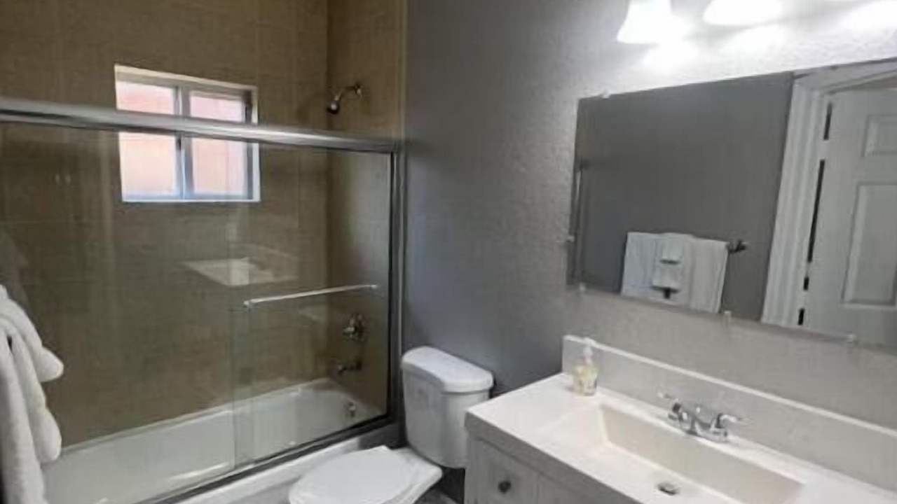 Photo of Bathroom in Homestead