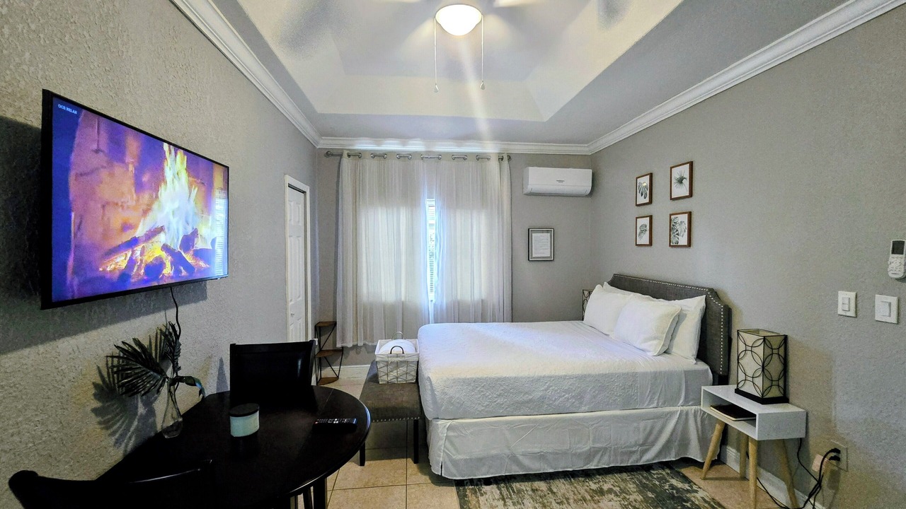 Photo of Bedroom in Homestead