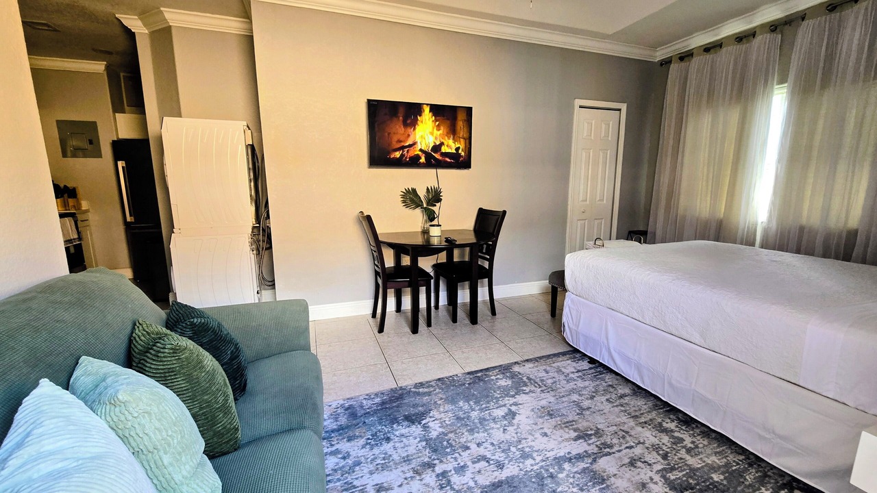 Photo of Bedroom in Homestead