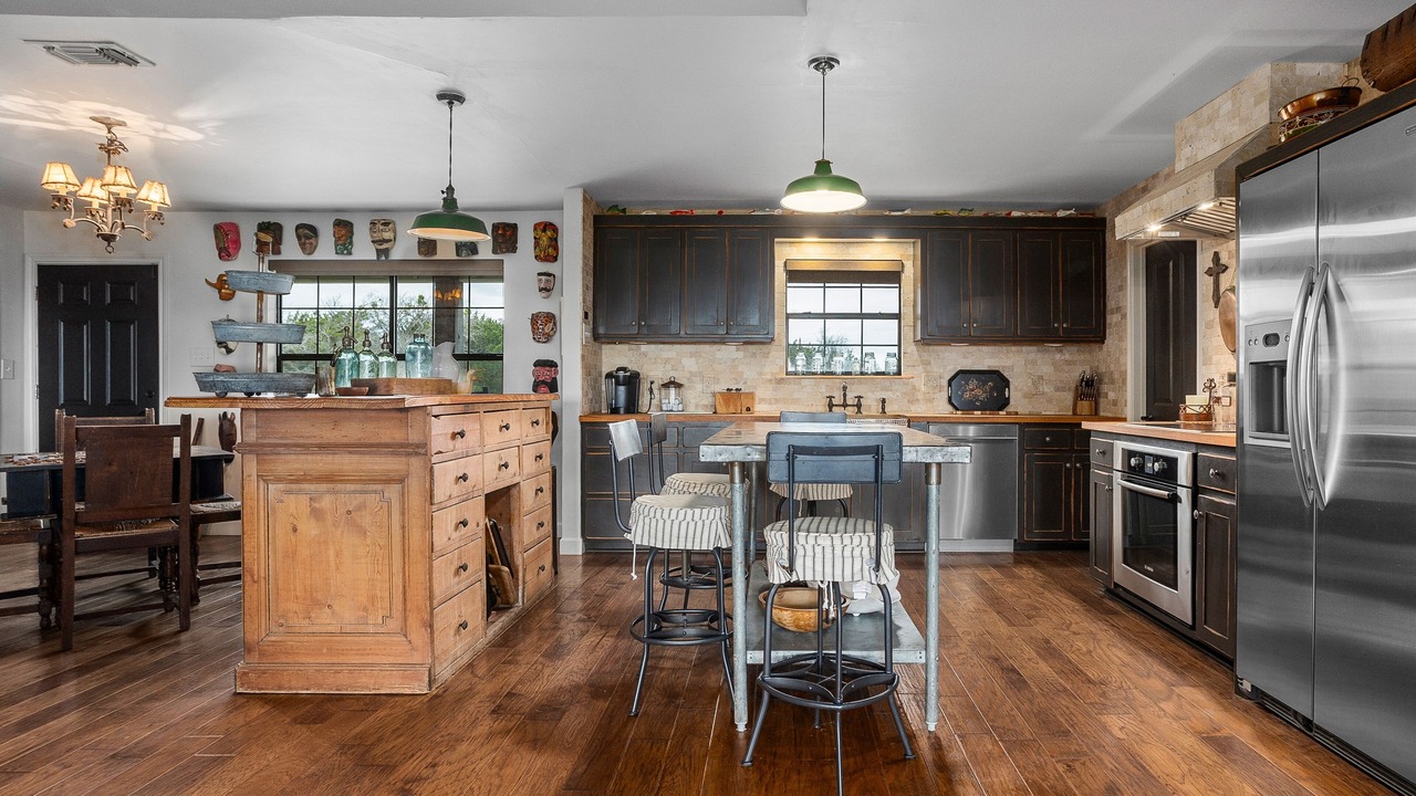 Photo of Kitchen in Glen Rose