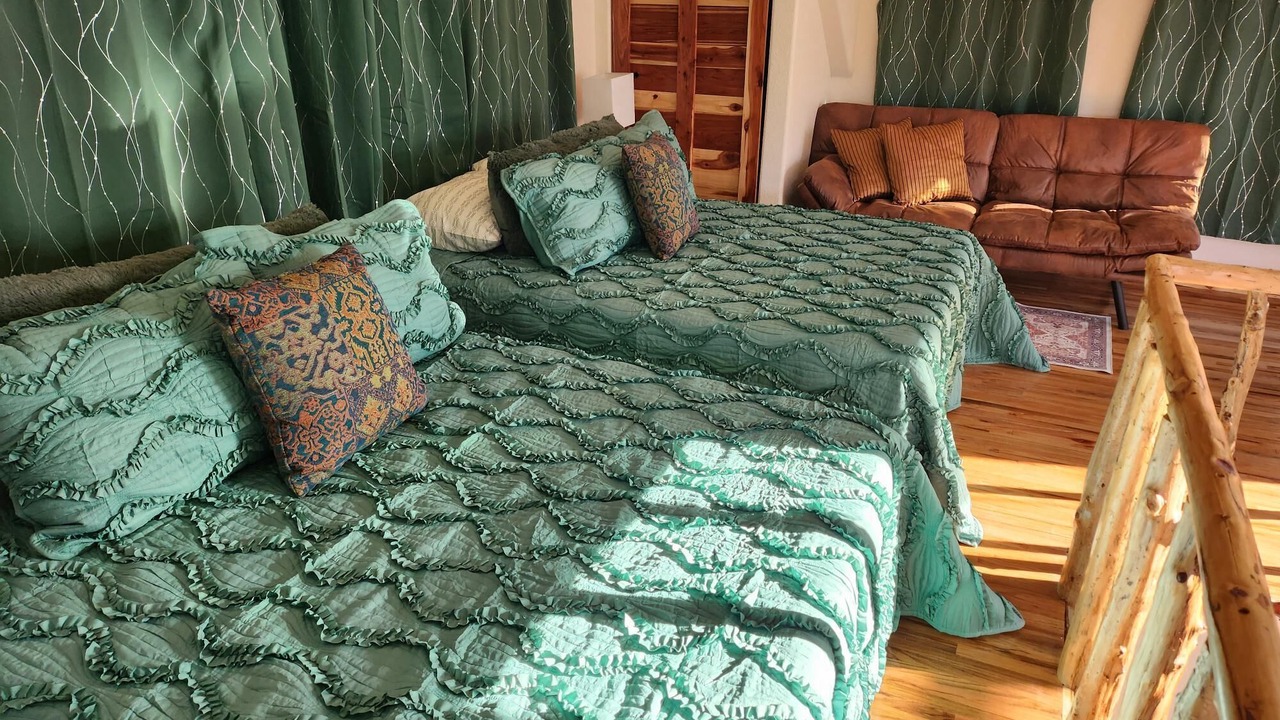 Photo of Bedroom in Cayuga