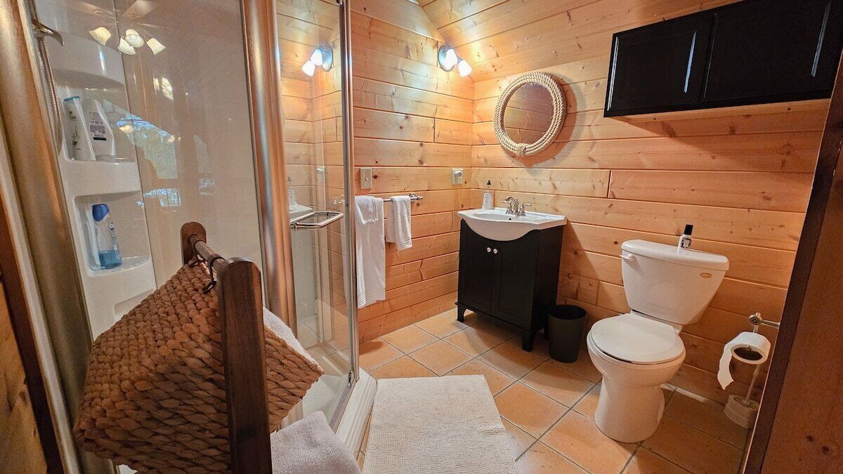 Photo of Bathroom in Marion